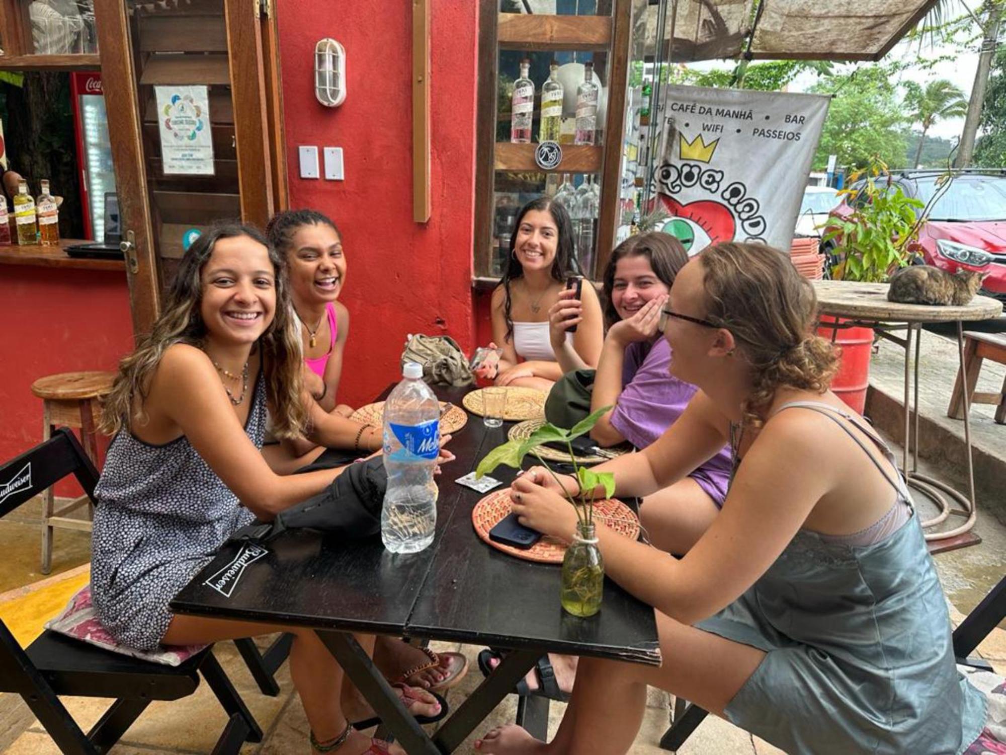 Mais Que Nada Itacare - Hostel, Bar & Breakfast Экстерьер фото